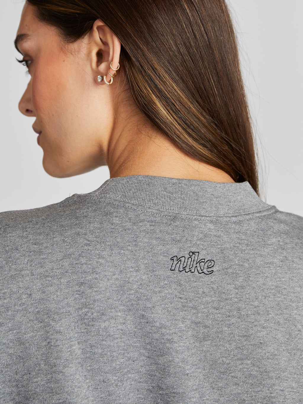 GRAPHIC CREWNECK
